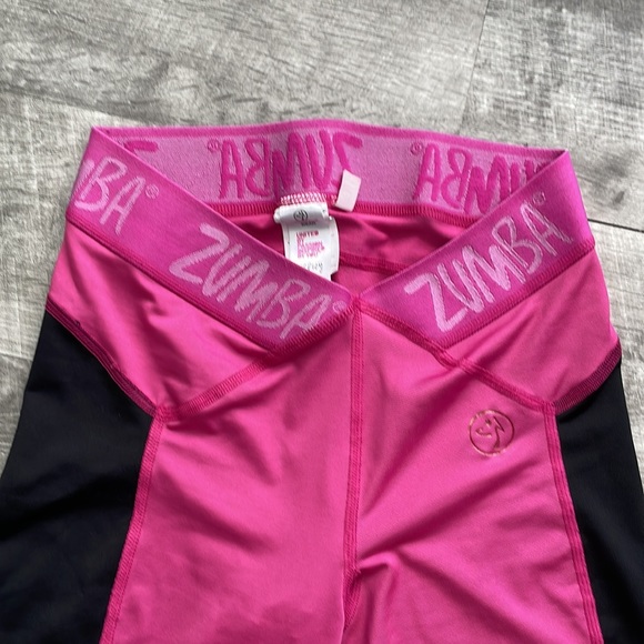 Pink and Black Zumba Leggings Size XS - Picture 3 of 6